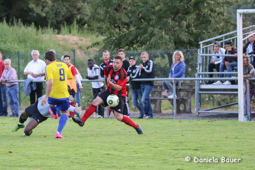 FC Berghausen - TV Spöck_35