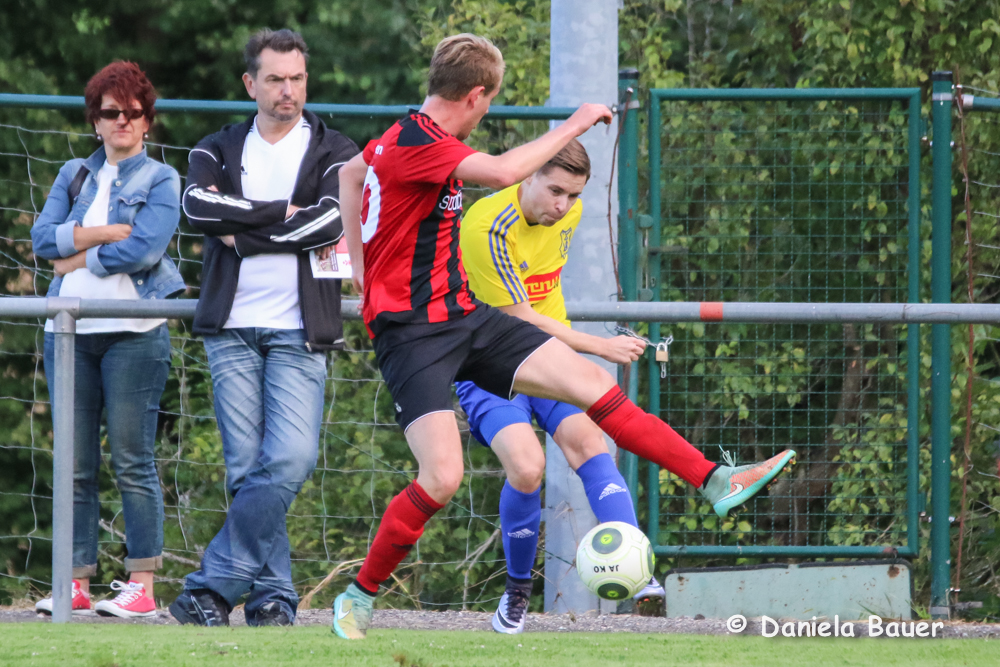 FC Berghausen - TV Spöck_43