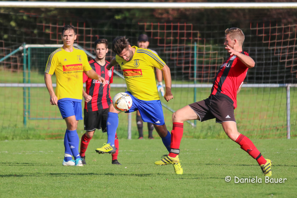 FC Berghausen - TV Spöck_45